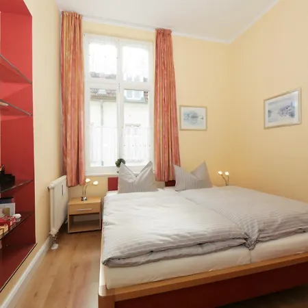 Brise Kurfuerst App 06 *